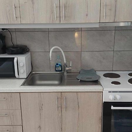 Anezinas Place Apartman Perísza Kültér fotó