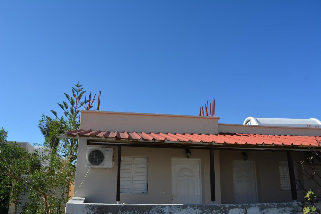Anezinas Place Apartman Perísza Kültér fotó