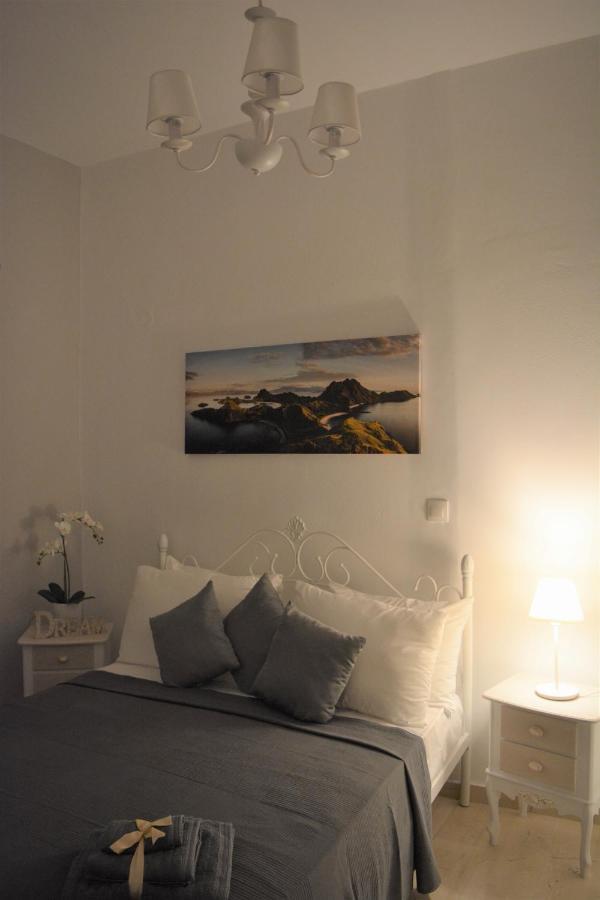 Anezinas Place Apartman Perísza Kültér fotó