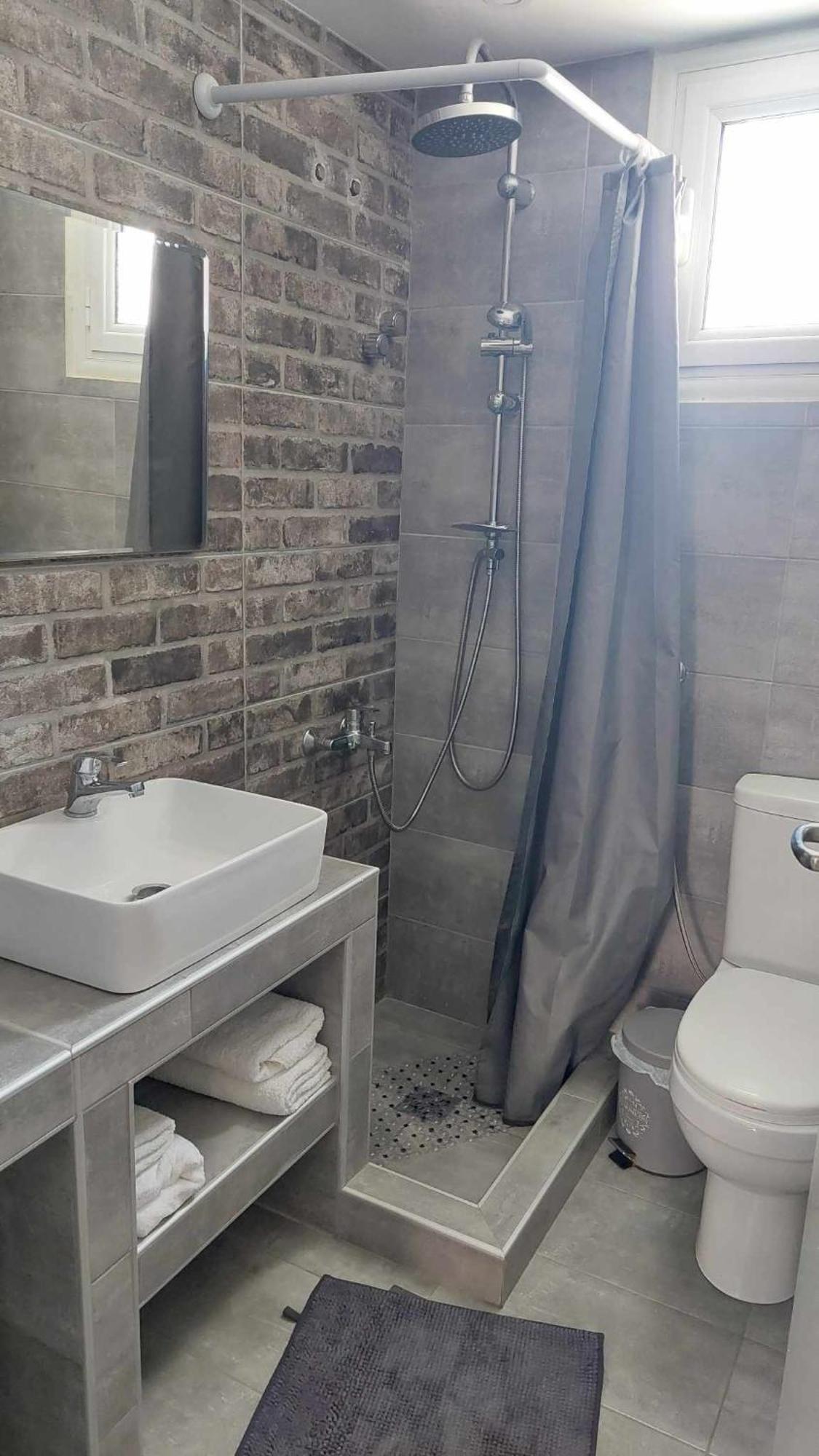 Anezinas Place Apartman Perísza Kültér fotó